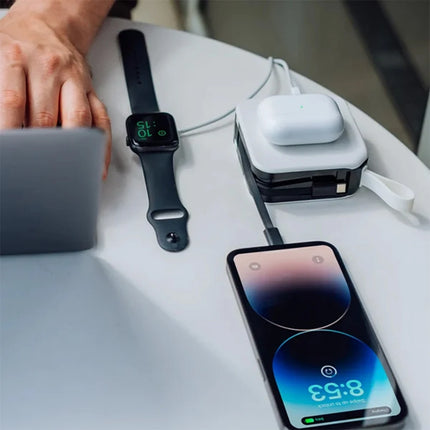 Magnetic Wireless Power Banks Portable Lightweight Power Banks For Picnic Outdoor
