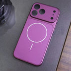 Red / iPhone 18 Pro Max