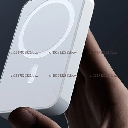 Wireless magnetic power bank fast charging compact and portable power bank