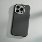 GRAY / iPhone 16 Pro Max