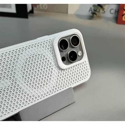 Luxury Dissipate Heat Phone Case For iPhone 11 12 13 14 15 16 Pro 17 Max Plus Air Magnetic Shockproof Bumper Cases Cover