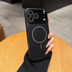 Black / iPhone 16 Pro Max